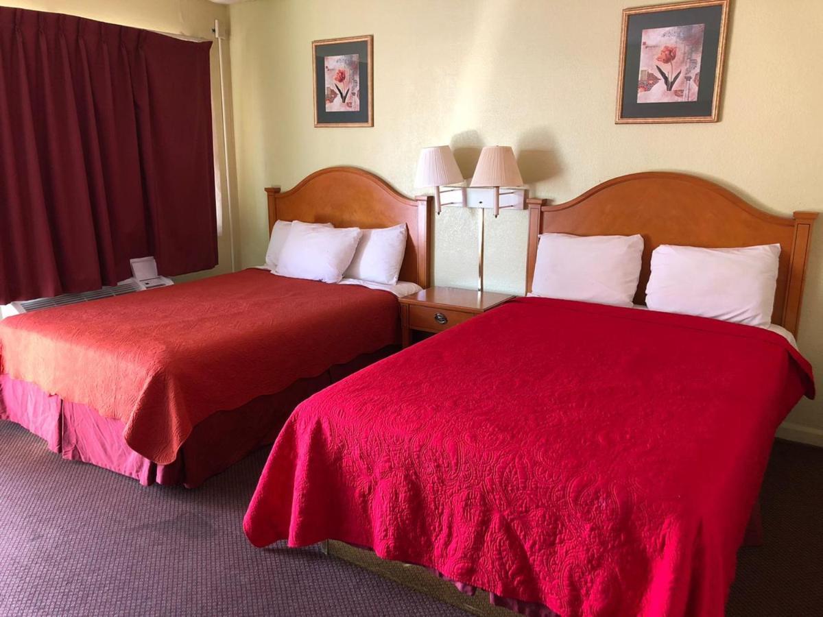 Fairbridge Inn Express - Barrington Экстерьер фото