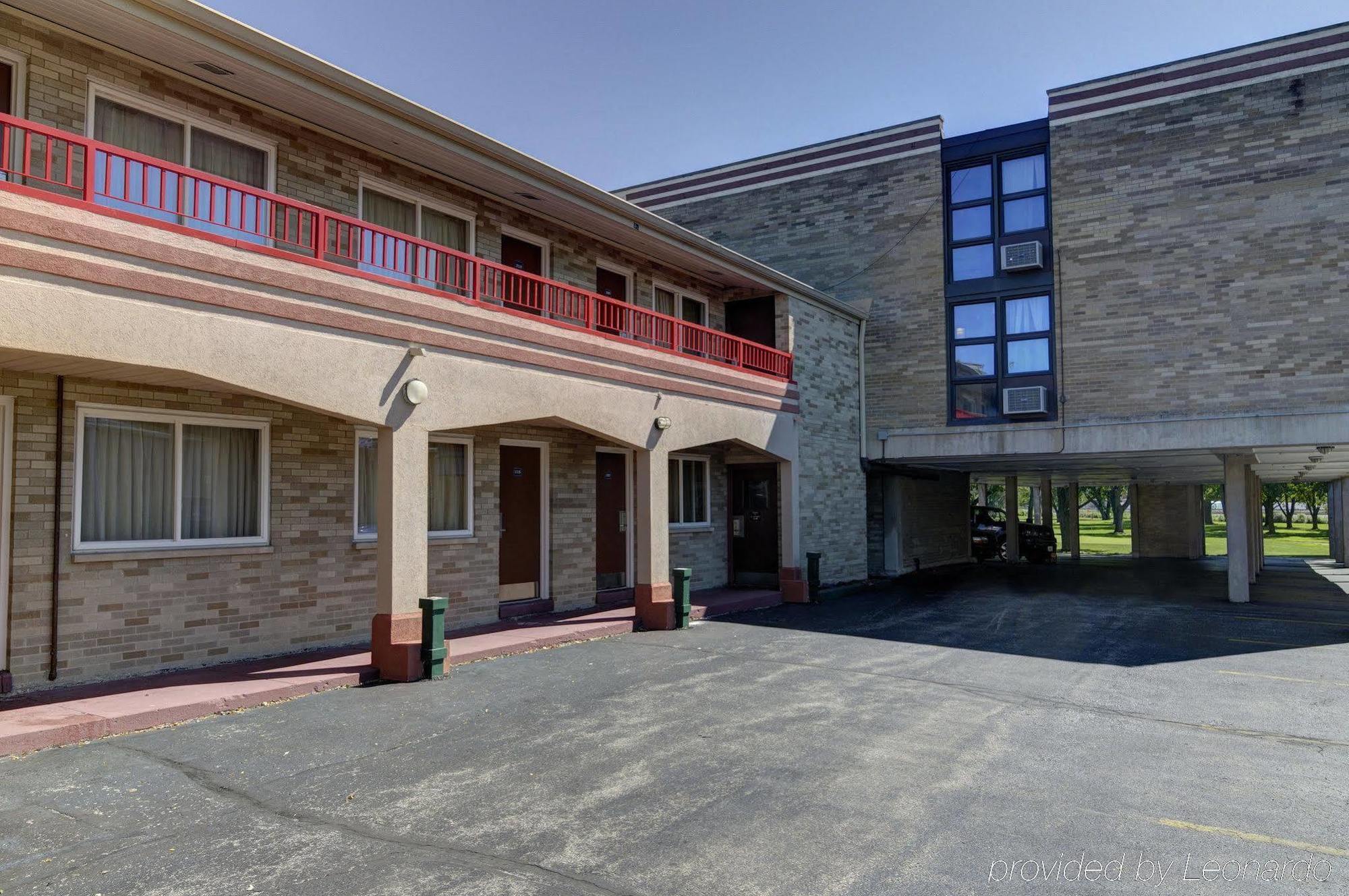 Fairbridge Inn Express - Barrington Экстерьер фото