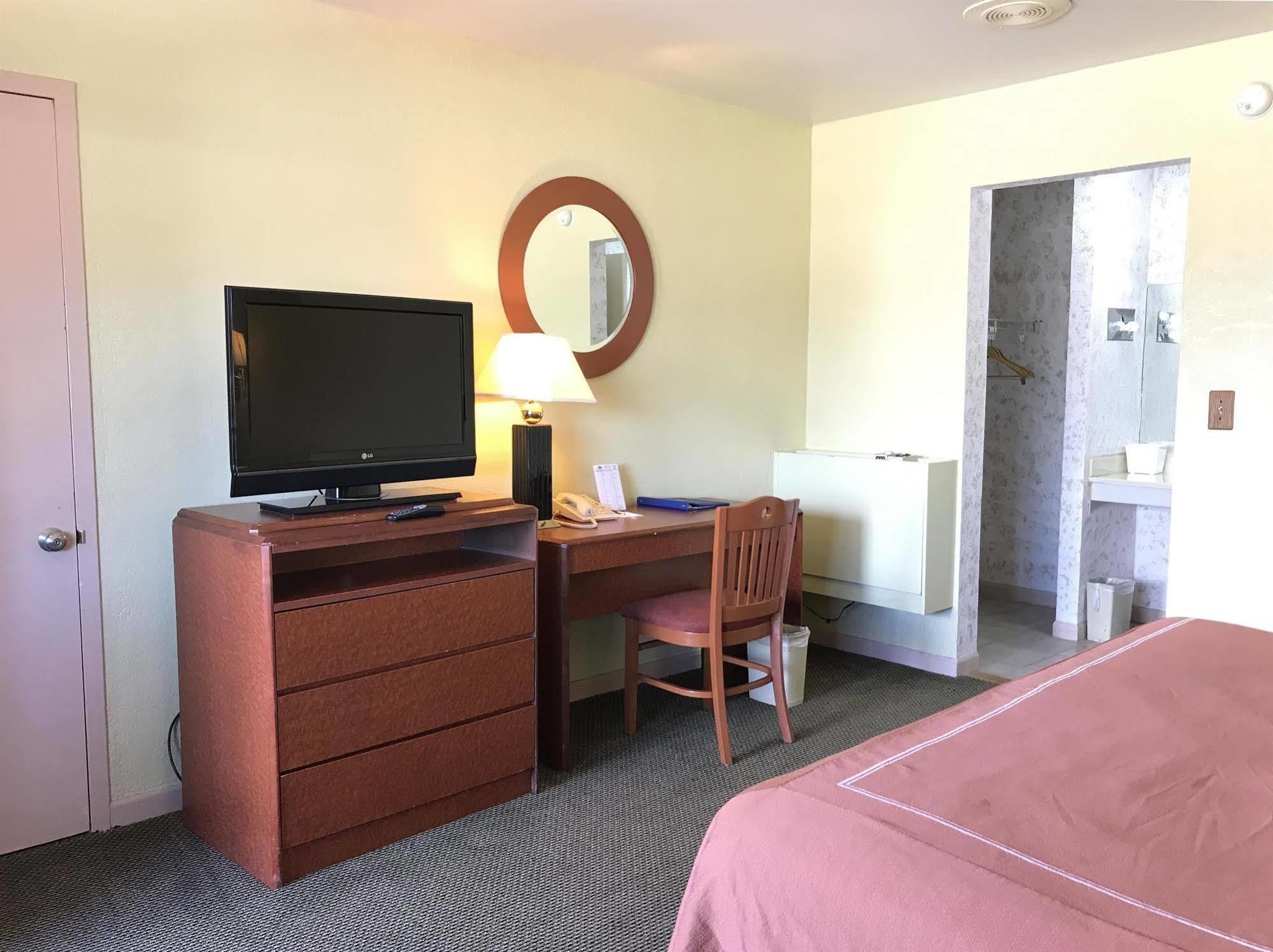 Fairbridge Inn Express - Barrington Экстерьер фото